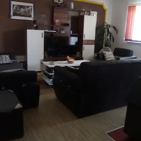 Apartment Ela