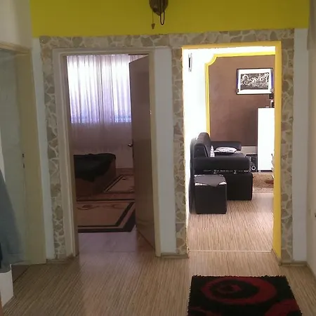 Apartment Ela *